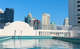 โรงแรม เดอะ พรอเมอเนด (SHA Certified)